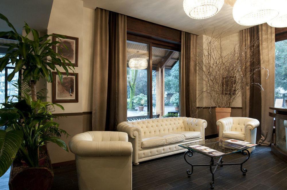 Albergo Ristorante Sant'Eustorgio Arcore Extérieur photo
