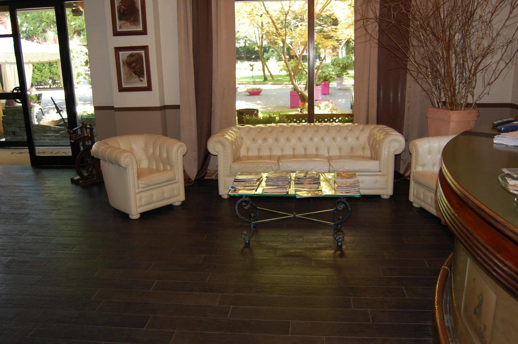 Albergo Ristorante Sant'Eustorgio Arcore Extérieur photo